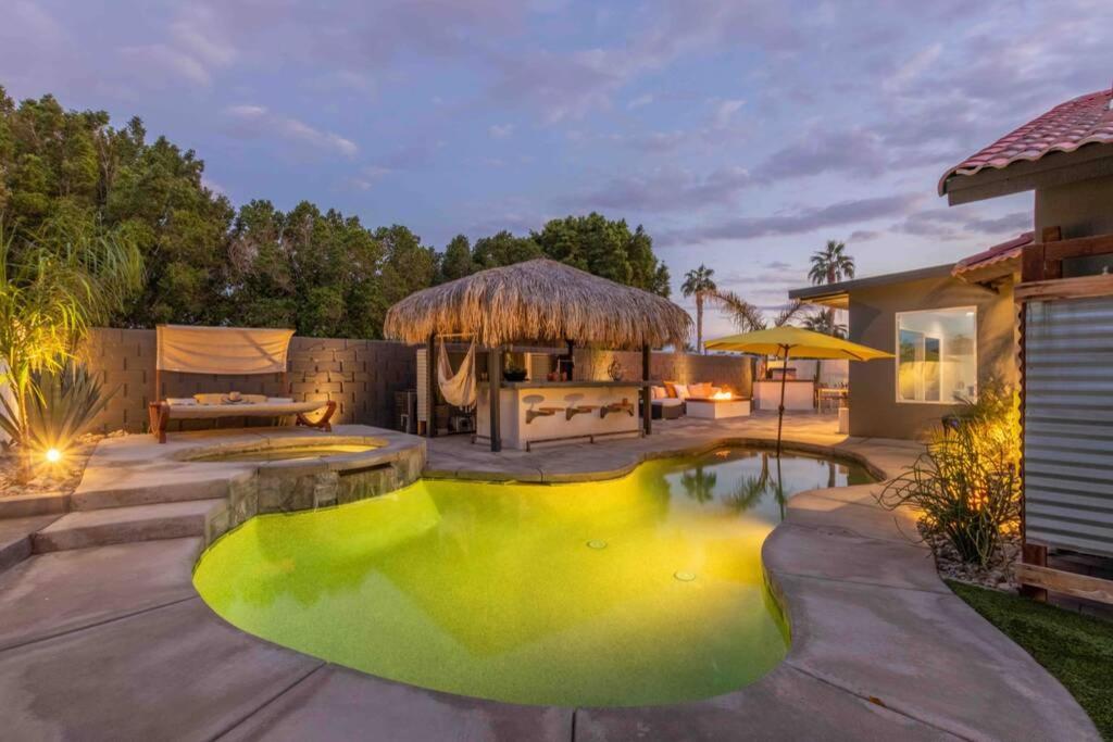 Desert Paradise Salt Water Pool & Spa 1 Mile To Coachella Fest Indio Eksteriør billede
